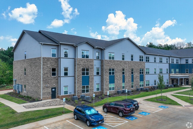 Building Photo - Reserve at Mott (55+ Community