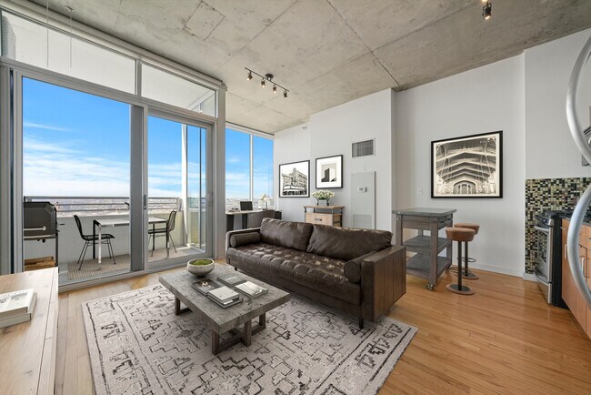 Building Photo - 1720 S Michigan Ave