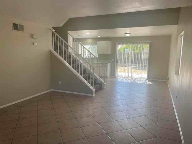 Building Photo - 763852 Robin Dr