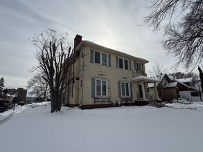 Building Photo - 250 6th Ave N