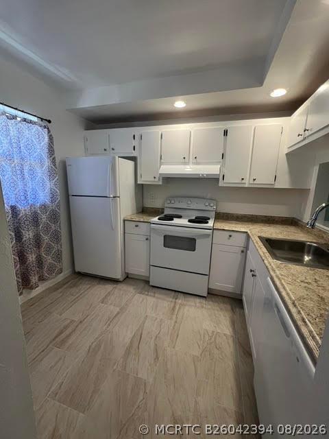 Foto del edificio - 7149 Golf Colony Ct
