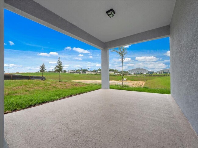 Foto del edificio - 2214 Lovely Ln