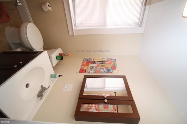 Foto del edificio - 328 Washington St