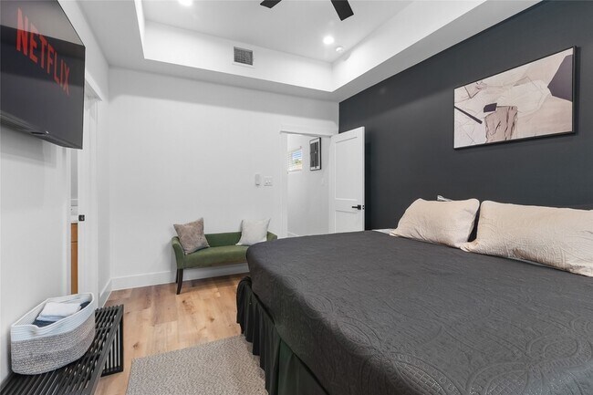 Foto del edificio - 8007 Cora St