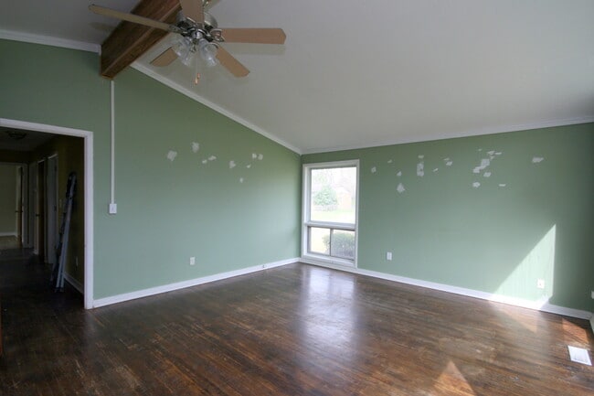 Building Photo - 403 Karter St NW