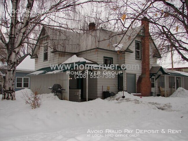 Building Photo - 160 Pine St