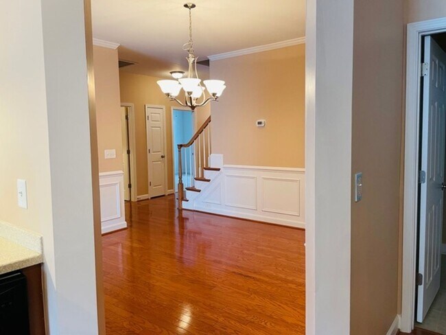 Building Photo - 106 Honeycomb lane - Bev Roberts Rentals a...