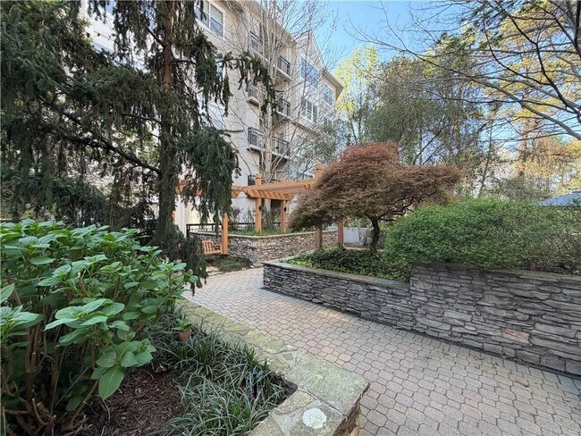 Foto del edificio - 2511 River Green Dr NW