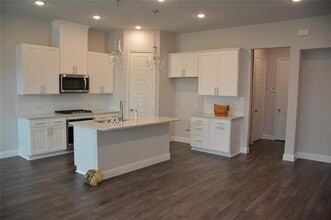 Building Photo - 331 Colusa Dr