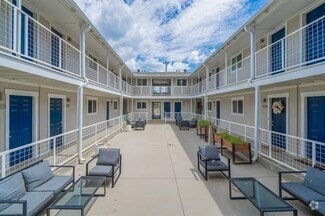 Building Photo - 4919 San Jacinto St