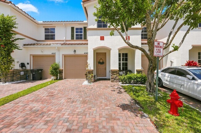 Building Photo - 4585 Tara Cove Way