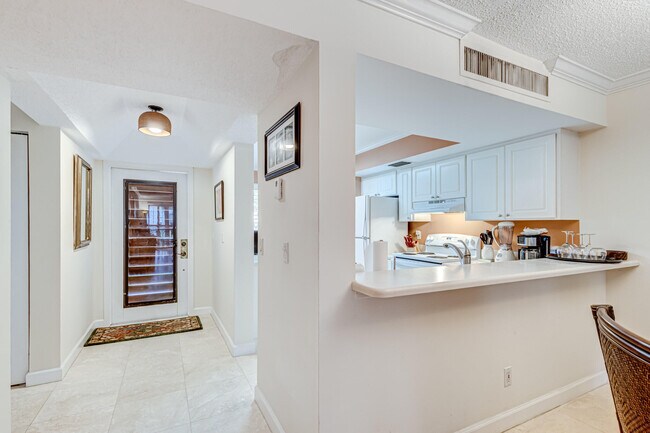 Foto del edificio - 139 Brackenwood Rd