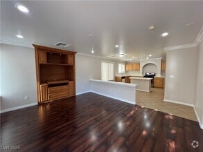 Building Photo - 7195 Cestrum Rd