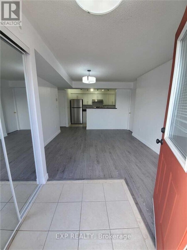 Building Photo - 4620-4620 Guildwood Way