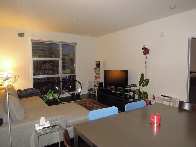 Foto del edificio - 585 9th St