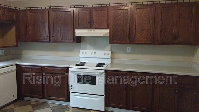 Foto del edificio - 422 Buckingham Cir