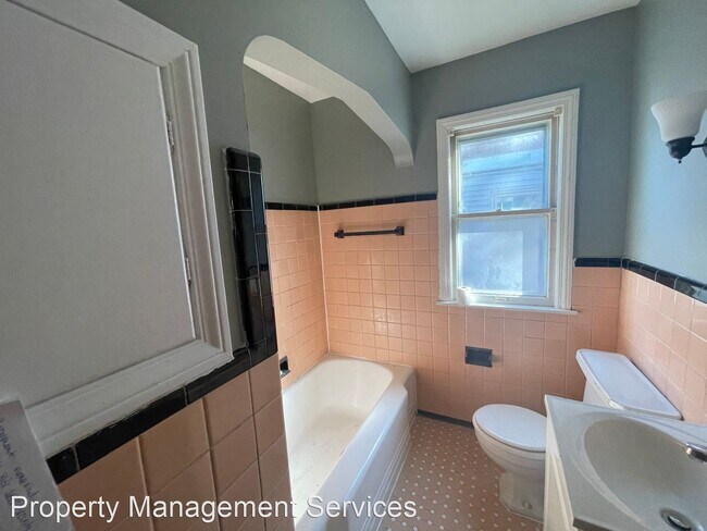 Building Photo - 3 br, 1 bath House - 11808 Whitehill