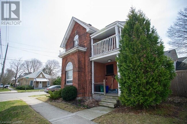 Photo du bâtiment - 193 Chatham St