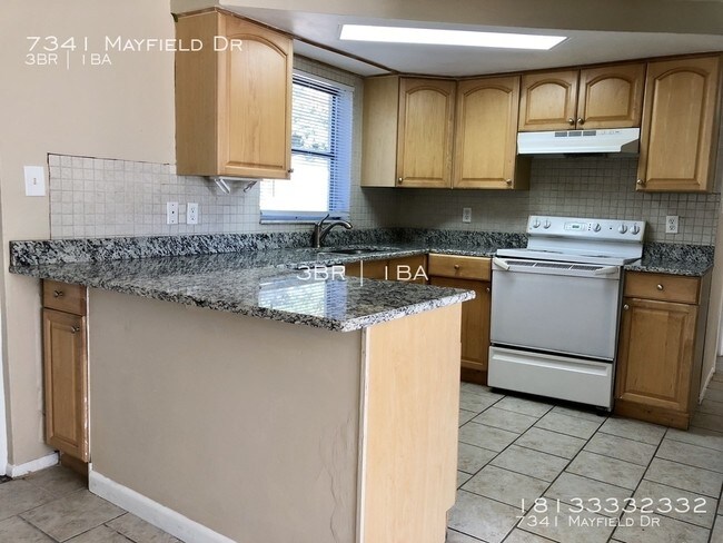 Building Photo - 7341 Mayfield Dr