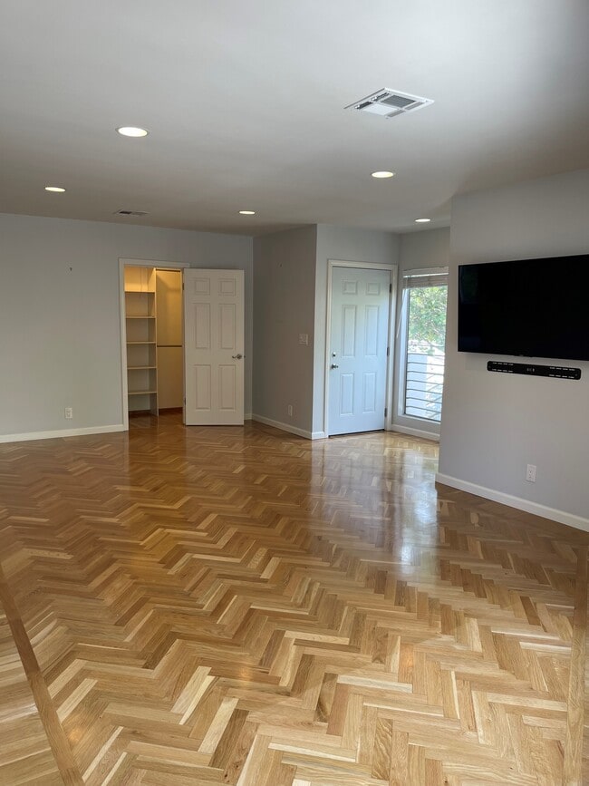 Main Living Area - 8574 Rugby Dr
