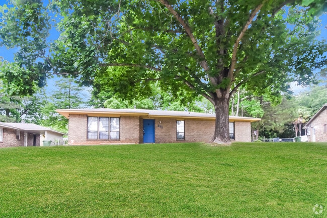 Building Photo - 581 Glade Park Loop