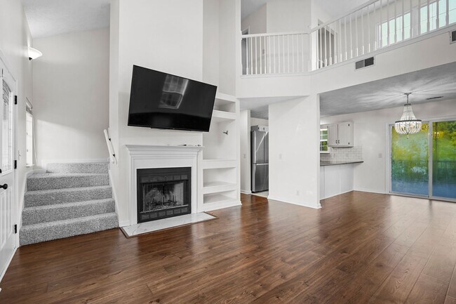 Foto del edificio - 114 Waters Edge Ln