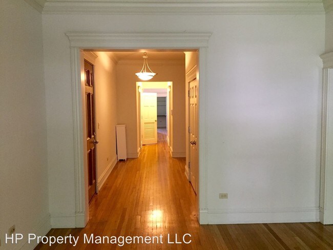 Building Photo - 5533 S Blackstone Ave