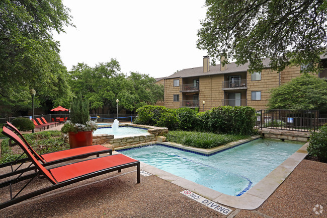 Piscina - Bridge at Northwest Hills