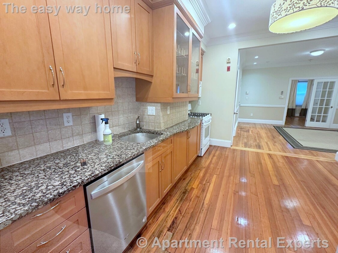 Photo - 268 River St Unit #3