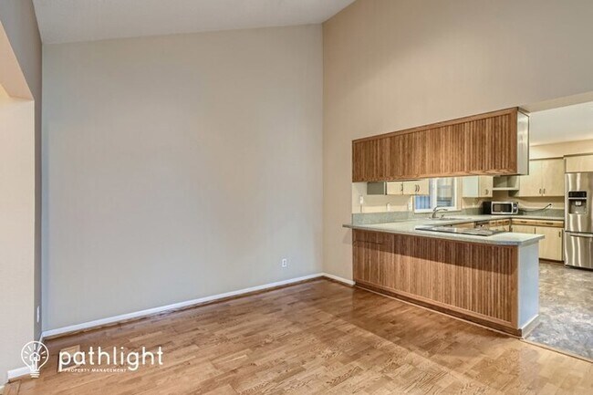 Building Photo - 3250 Top View Ct, West Linn, OR, 97068