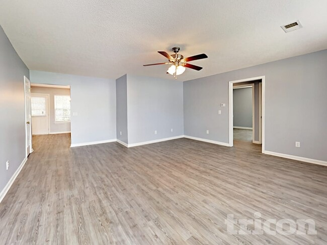 Building Photo - 108 Cane Brake Dr