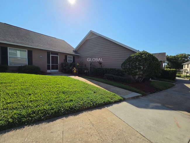 Building Photo - Charming 2-Bed, 2-Bath Condo Minutes from ...