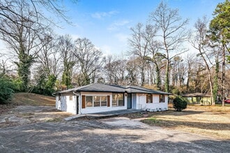 Building Photo - 2011 W Starmount Way