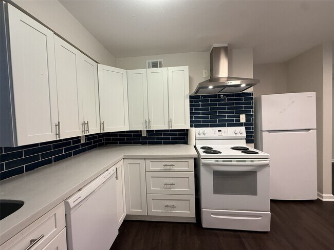 Foto del edificio - 1824 Thonig Rd