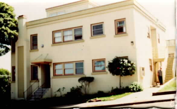 Building Photo - 717-723 El Dorado