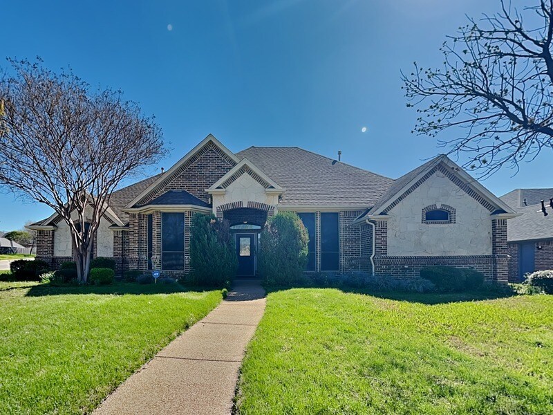 Foto principal - 1026 Belmont Dr