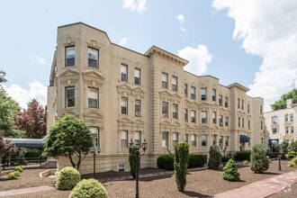 Building Photo - Reservoir Court