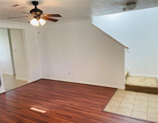 Building Photo - 3503 Fuller Bluff Dr