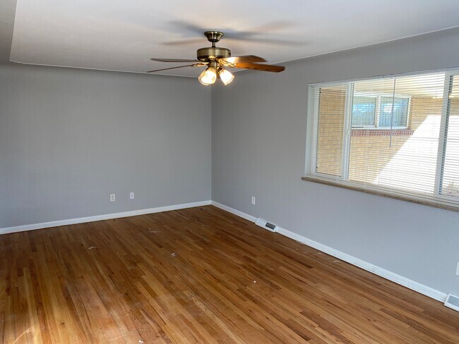 Foto del edificio - 2005 Kendall St