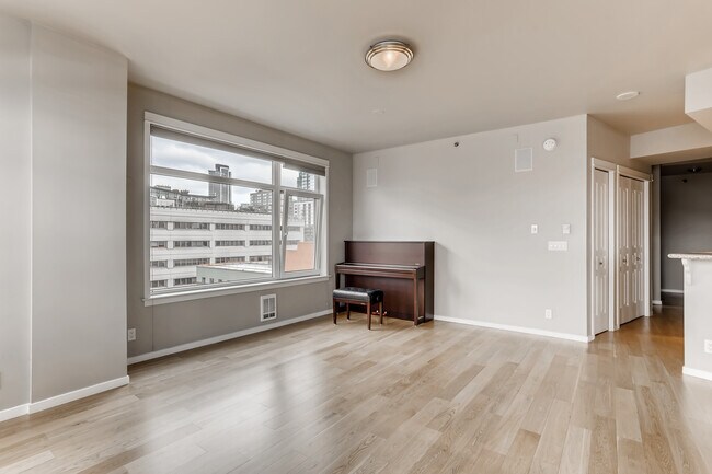 Living Room East - 2801 1st Ave