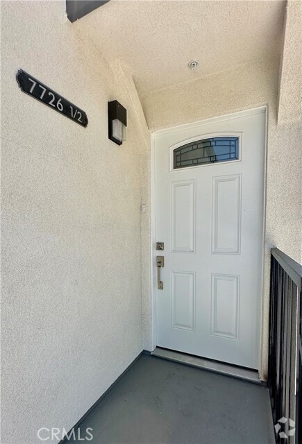 Building Photo - 7726 Laurel Canyon Blvd