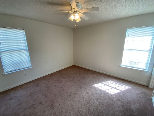 Building Photo - 49 Bert Road Apt A,B,C