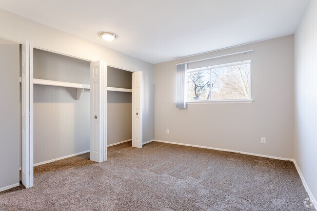 2 HAB, 1 BA - 880 ft² - Mapleridge Apartments