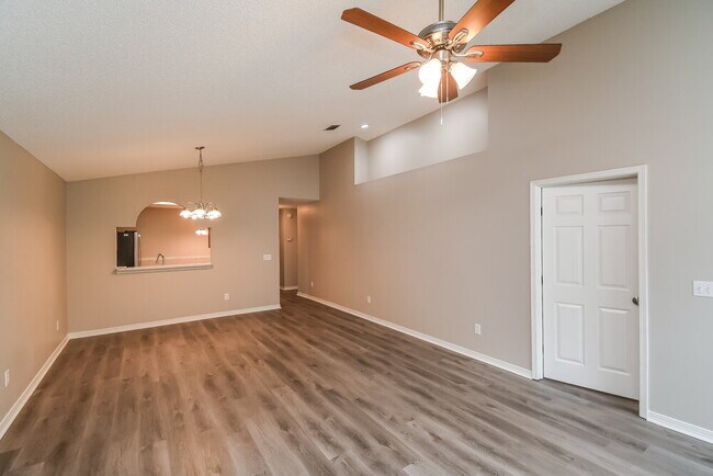 Foto del edificio - 2869 Lantana Lakes Dr E