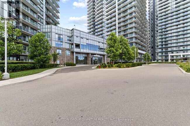 Photo du bâtiment - 4675-4675 Metcalfe Ave