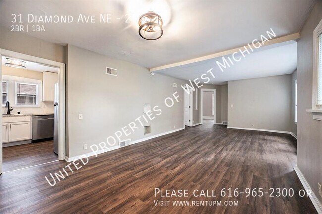 Foto del edificio - Available Now | 2 Bedroom 1 Bathroom Apart...