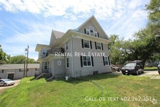 Building Photo - 4529 Holdrege St