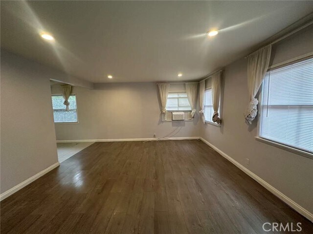 Foto del edificio - 103 N Bonnie Ave