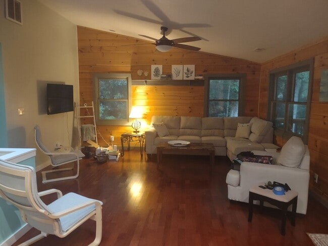 Building Photo - 4035 Bald Creek Rd