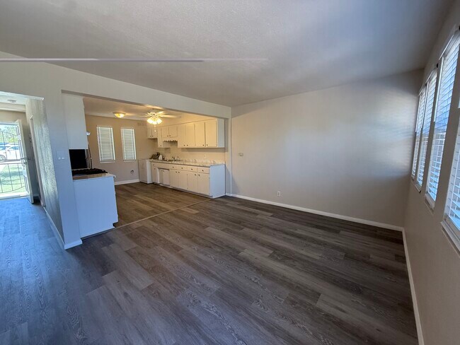 Foto del edificio - 6534 Kelly St